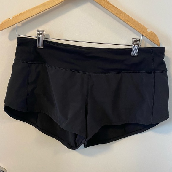 Lulu shorts - Picture 1 of 3